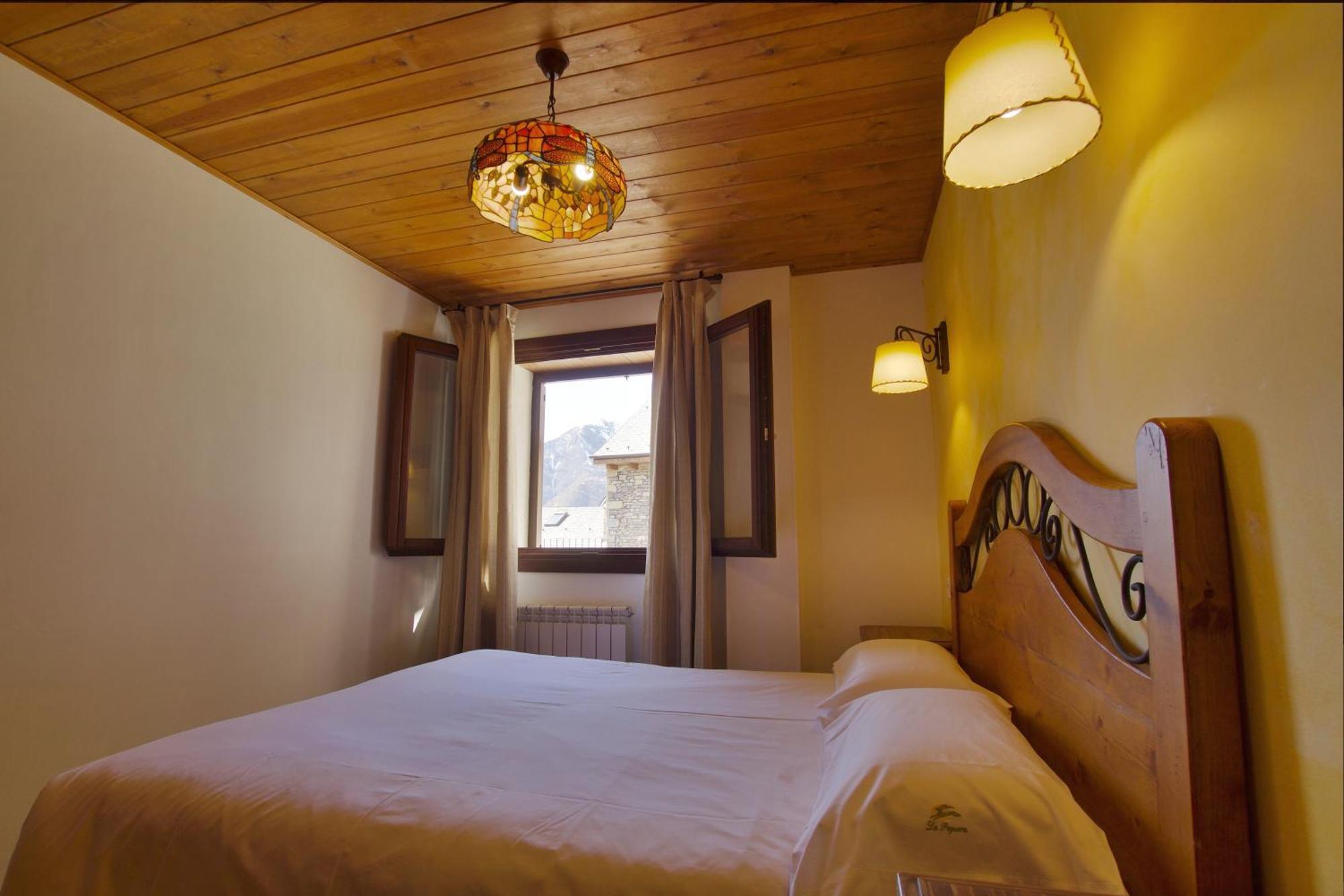 Apartaments La Peguera II Barruera Luaran gambar